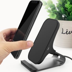 Беспроводное зарядное устройство Qi с технологией Quick Charge 3.0 черный цвет